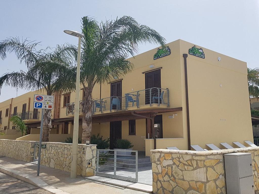 B&B Aloe Comfort Rooms Σαν Βίτο λο Κάπο Εξωτερικό φωτογραφία