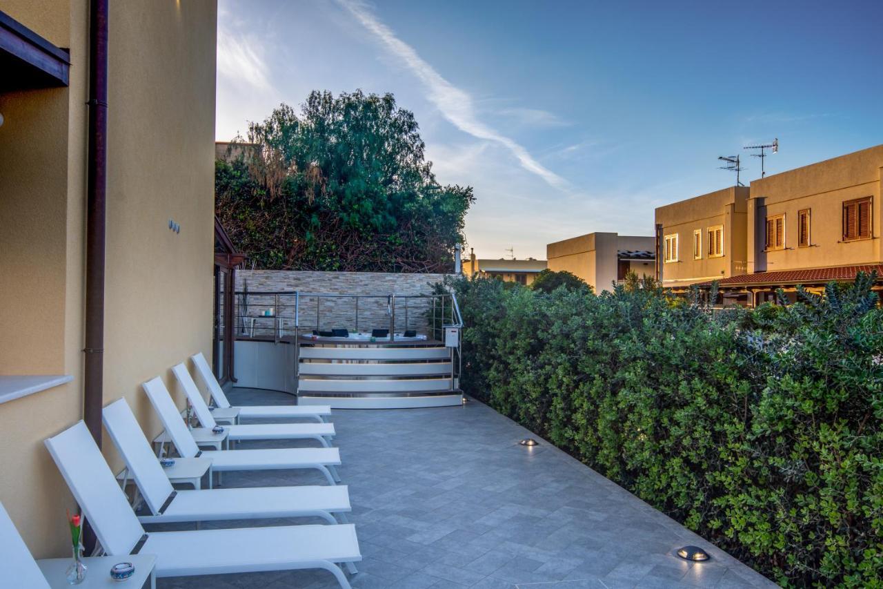 B&B Aloe Comfort Rooms Σαν Βίτο λο Κάπο Εξωτερικό φωτογραφία